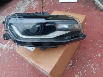 Projector Headlight Assembly with DRL