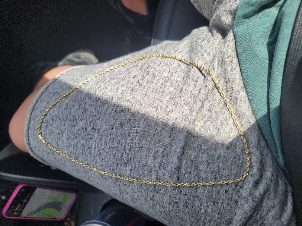 Hollow 10k Gold Chain 3.77 Grams 24inches Price Firm