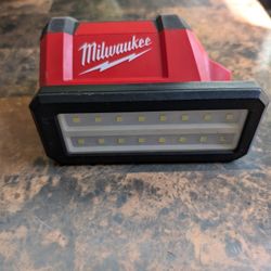 Milwaukee M12 Light