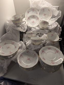 Dinnerware. Antique