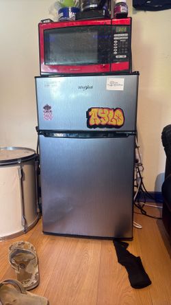 Mini Fridge