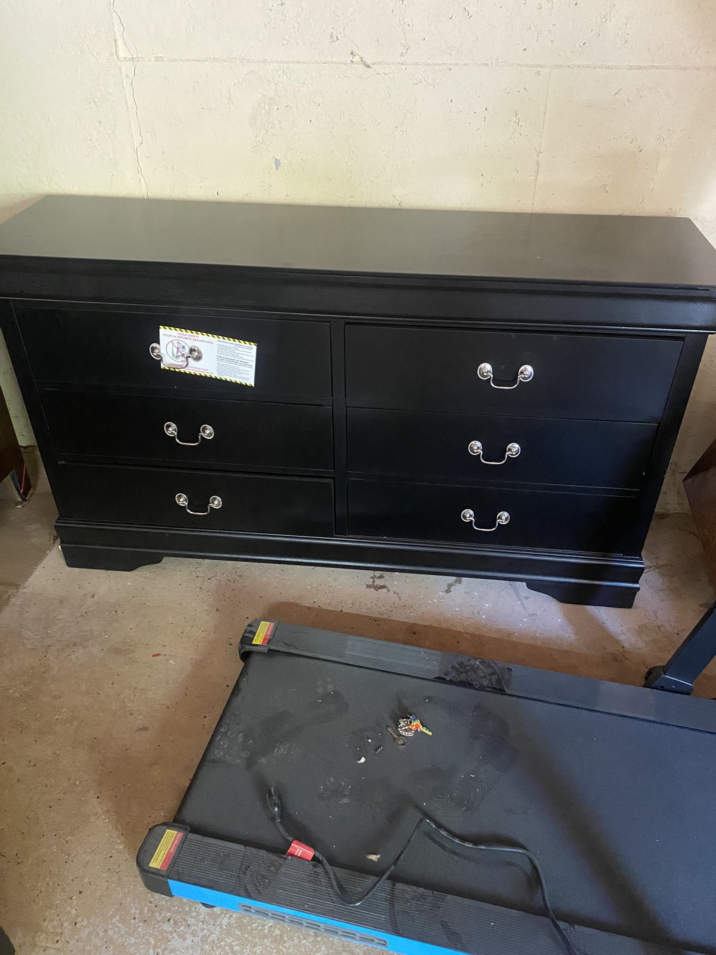 Dresser