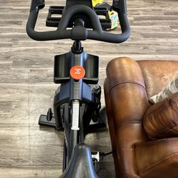 New NordicTrack Commercial S22i Bike - Black Model:NTEX02422