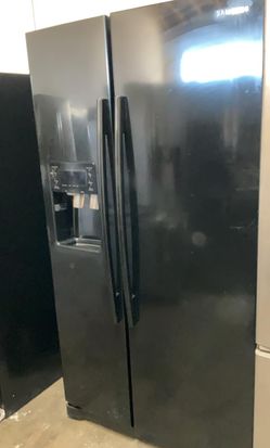 Samsung Side By Side Black Refrigerator Fridge
