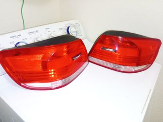 Tail Light For BMW 335i ( LED)
