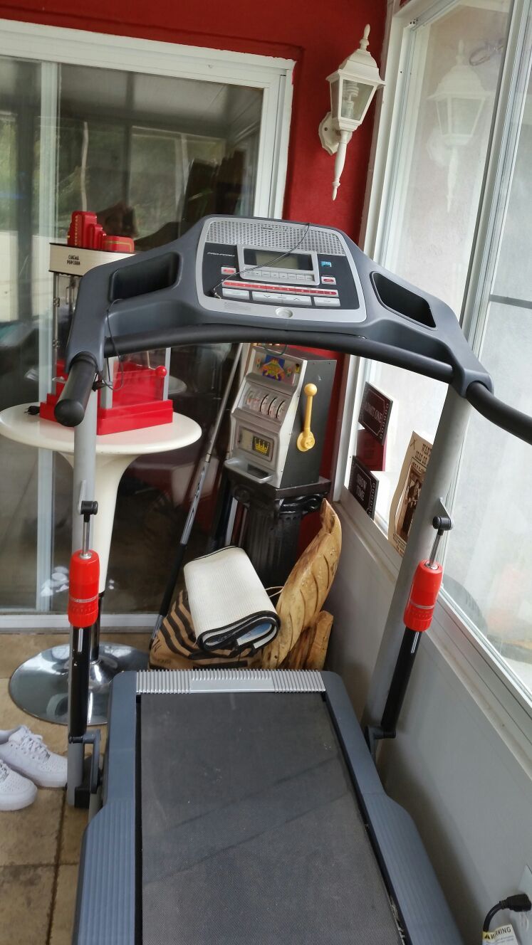 Proform Intermix acoustics 2.0 treadmill