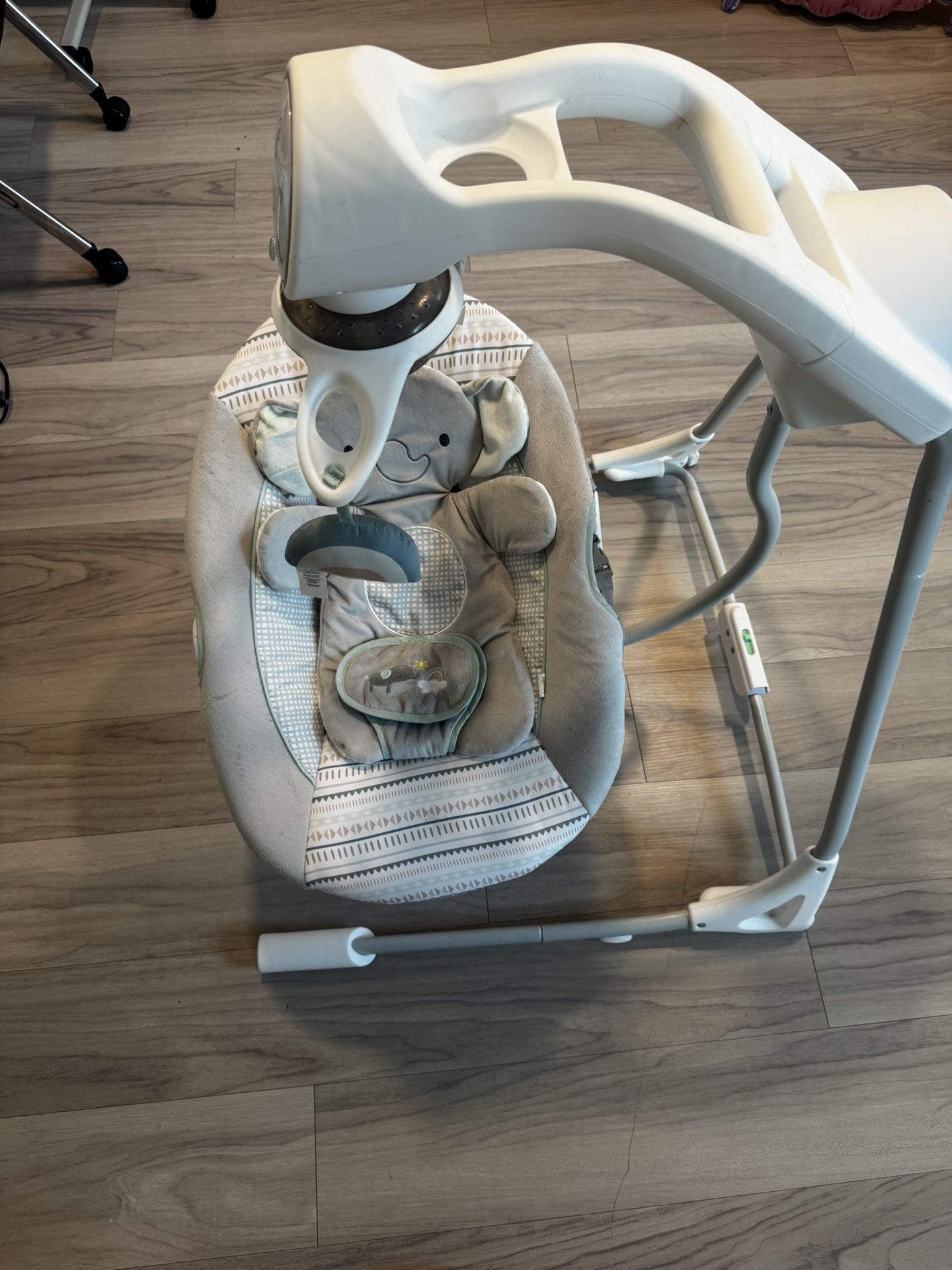 Ingenuity Baby Swing 