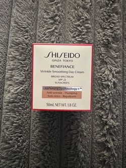 Shiseido Benefiance Wrinkle Smoothing Day Cream 50ml
