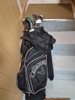 Callaway Shoulder Golf Bag W 15 Clubs Fair Condition