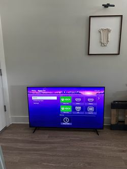 TCL Roku TV Flat Screen Television