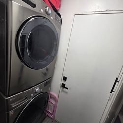 LG Washer And Dryer 