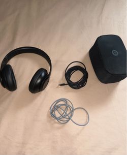 Beats Studio Pro Black