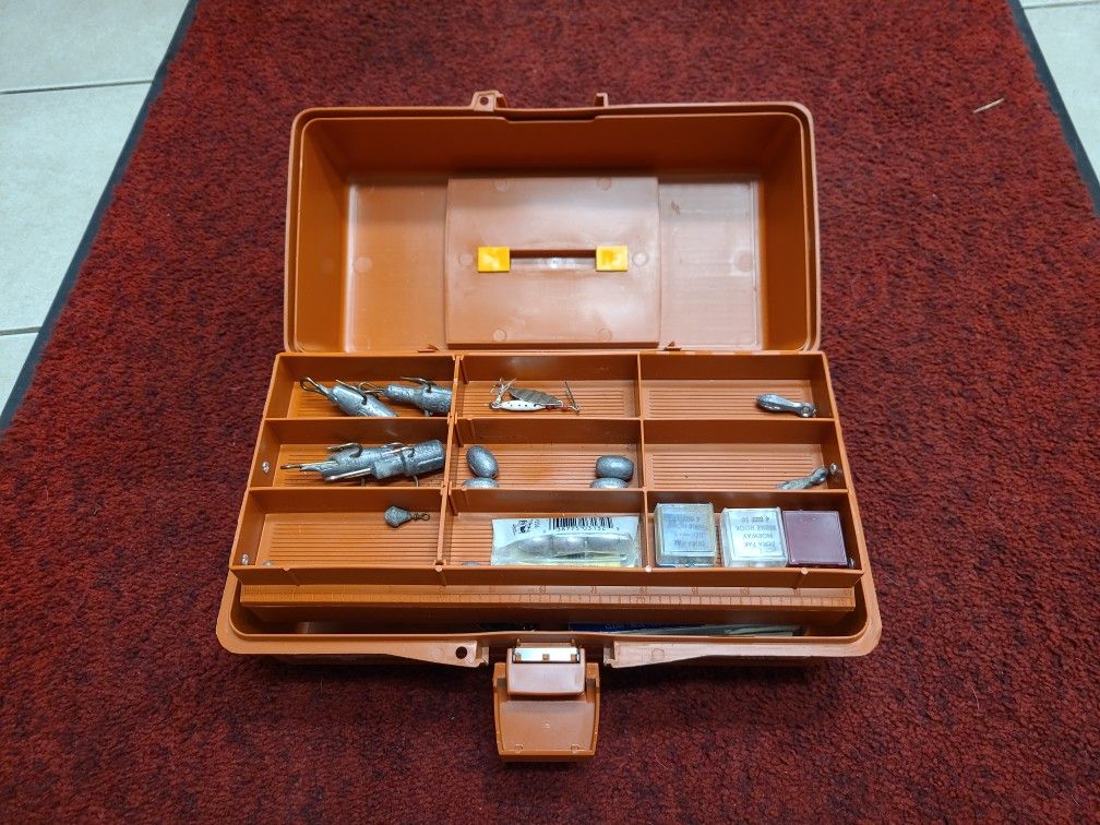 fenwick blackhawk 1052 tackle box Vintage Fenwick Blackhawk 1052 Fishing Tackle Box With Contents Pictured  for Sale in Oswego, IL