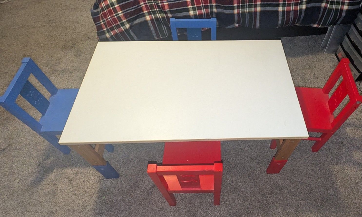 Little Kids Table and Chairs