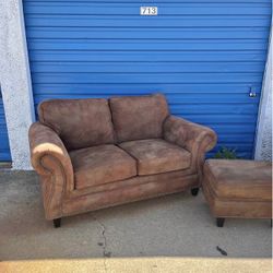 SET LOVESEAT CHAIR AND OTTOMAN🤎🧡