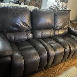 Sofá  de piel (leather sofa)
