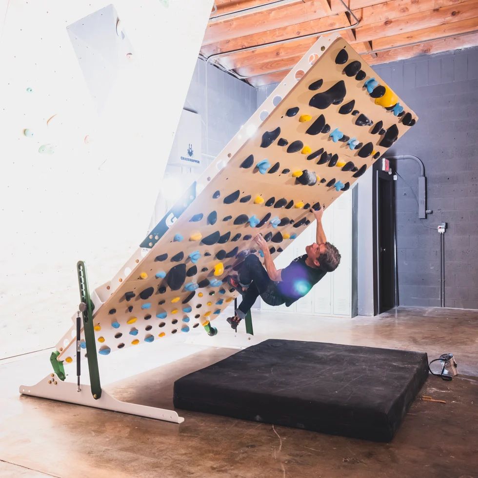 Grasshopper Ninja 8x10 Adjustable Climbing Wall + LED Hold System