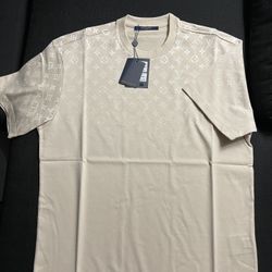 Louis Vuitton Monogram Gradient T Shirt (M)