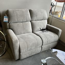 Light Grey New Power Recliner Loveseat Couch (in Store) 