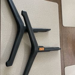Samsung 70 Inch T.V Leg Stands 