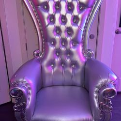Throne Chair 
