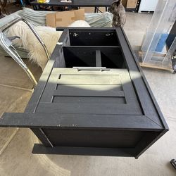 Used Aquarium Stand Free