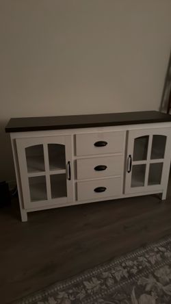 Tv stand
