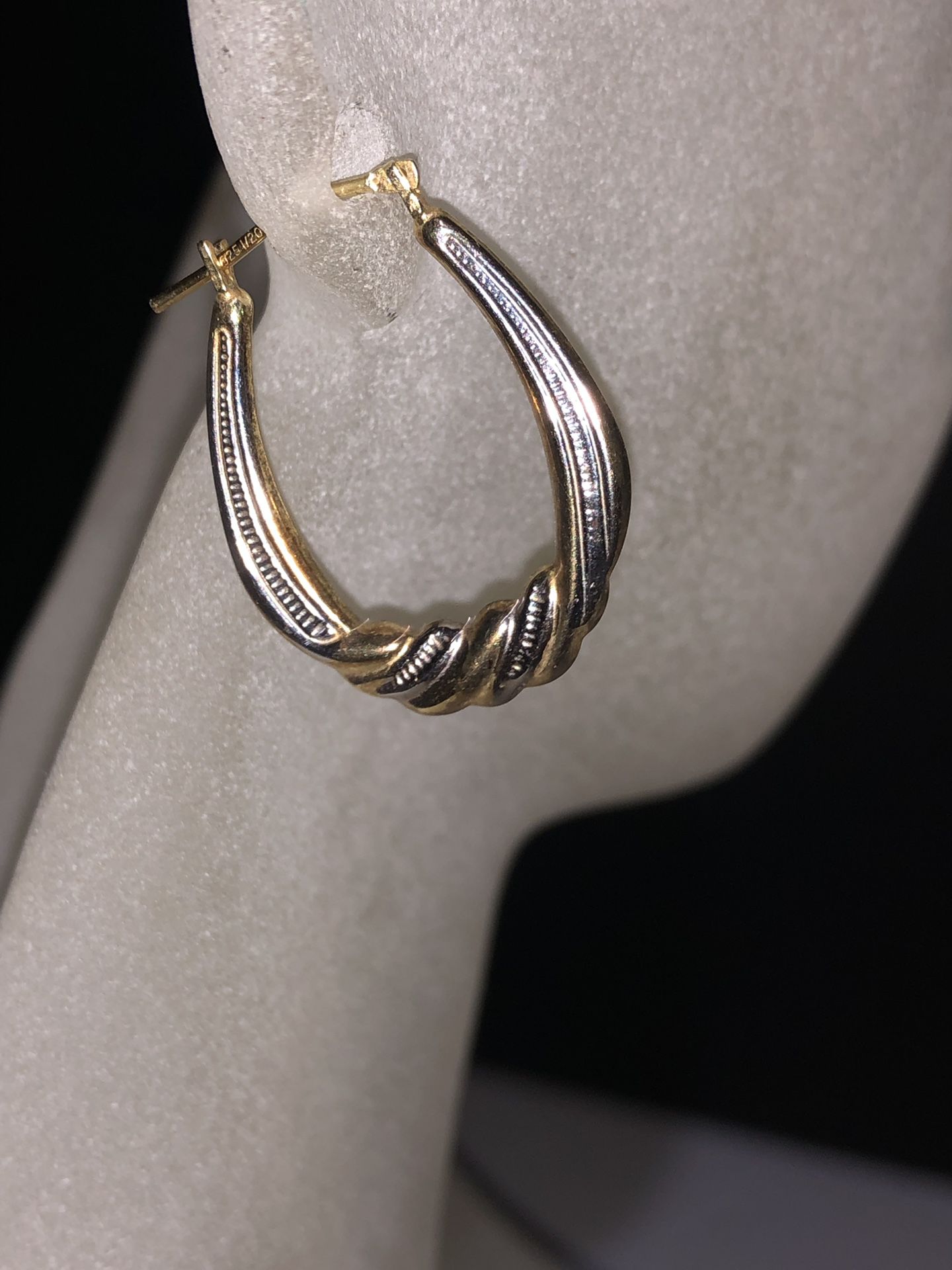 Desinger SLC 14k yellow diamond cute rope Art Deco hoop earrings very nice
