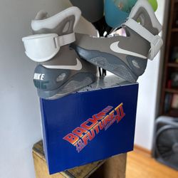 Back to the Future Part 2 Air Mags 
