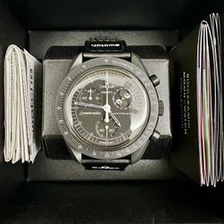 Omega  / Swatch Snoopy Mission To The Moon 