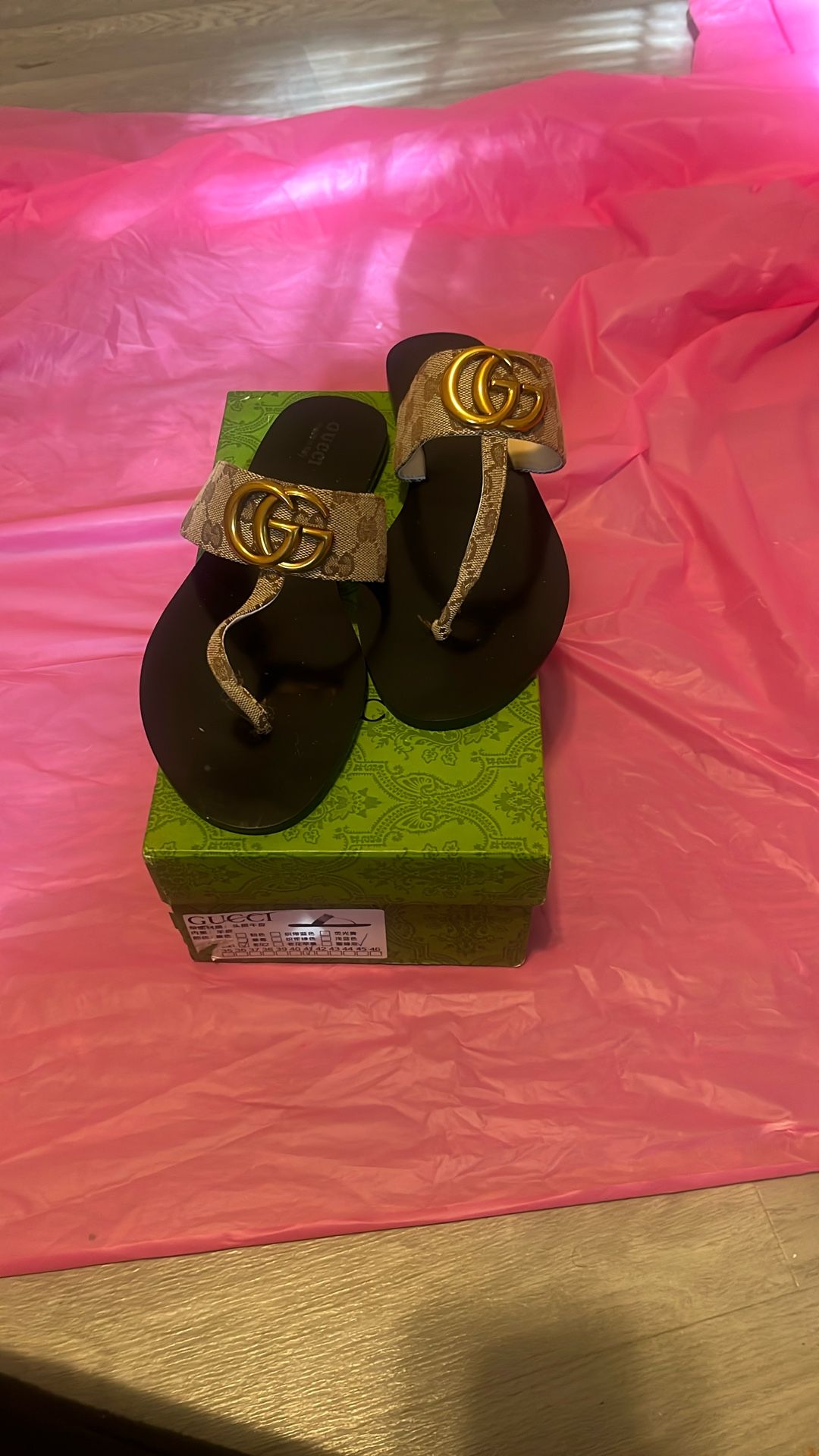 Great Woman Slide Size 41! $200