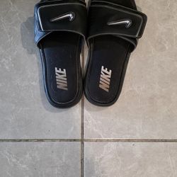 Mens Nike Slips And Vans Slip Shoes