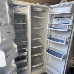 EXTRA CLEAN FAMILY SIZE WHIRLPOOL DOUBLE DOOR 