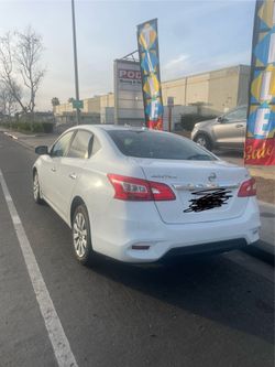 2017 Nissan centra