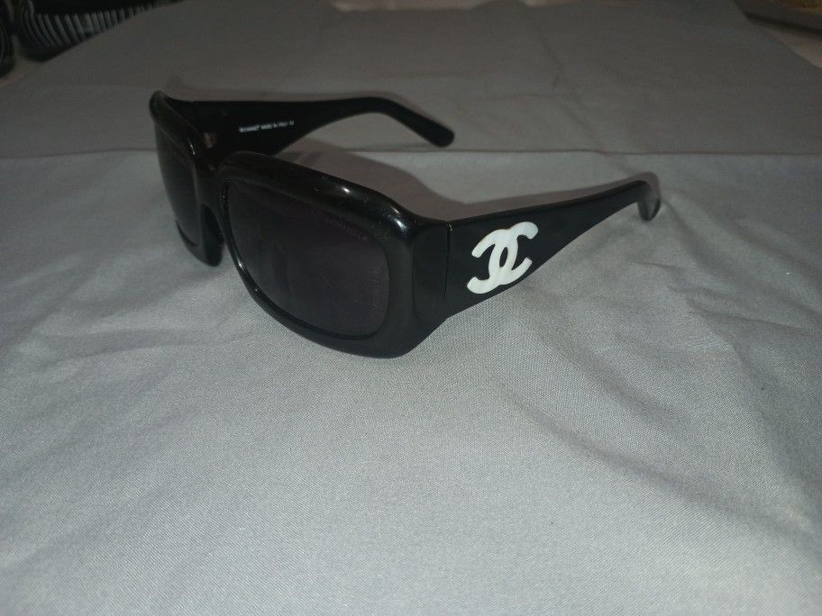 Chanel Sunglasses 5076-H