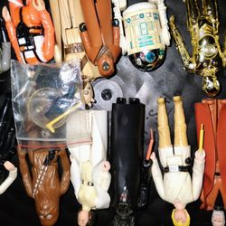 Vintage 1970s 1977 Kenner Star Wars Action Figures Luke Skywalker Vinyl Cape Jawa 