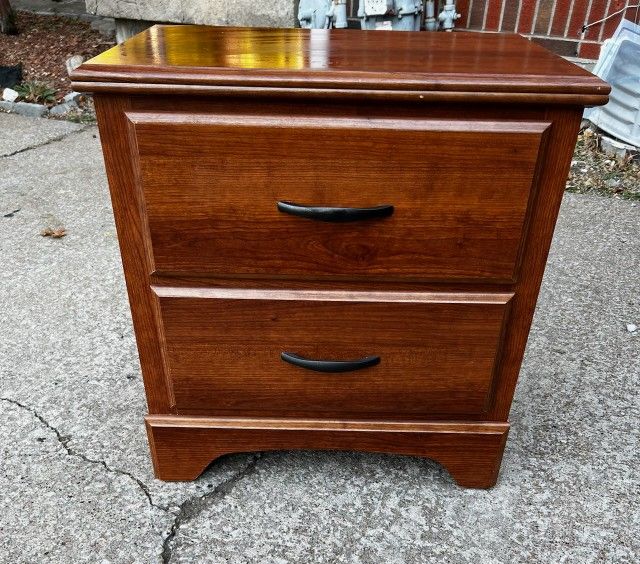 Brand New Queen/ Full Bedroom Set