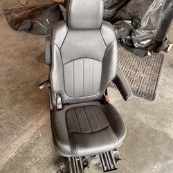 Seats From 2017 Chevy Traverse