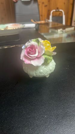 Radnor Bone China Accent Decor