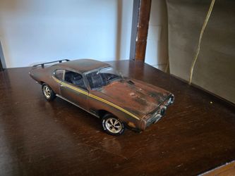 1/18 Die cast car