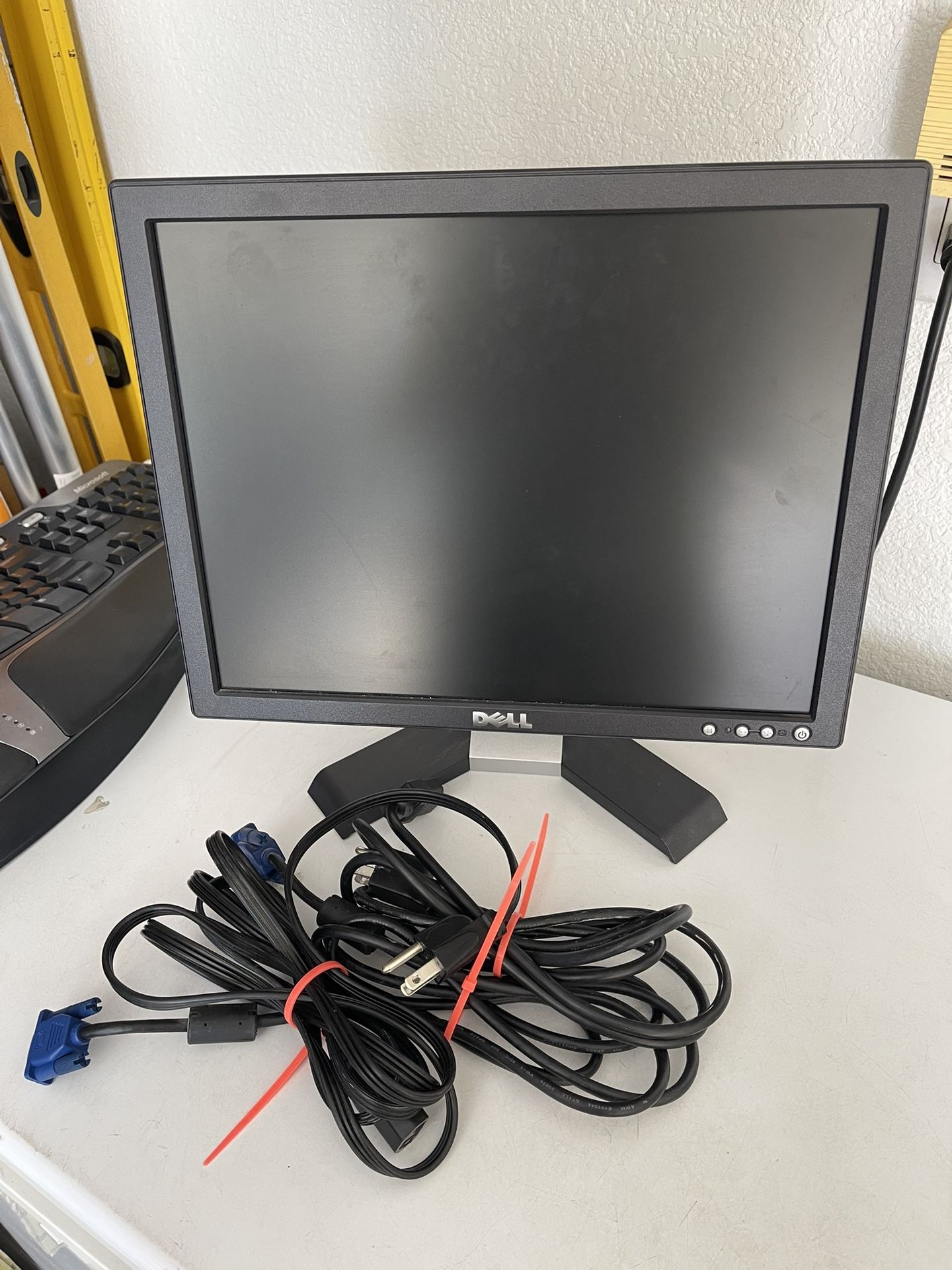 Dell Computer Monitor