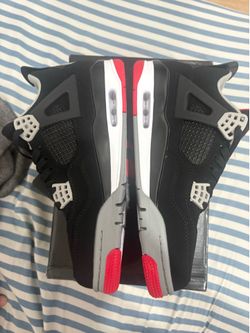Nike air Jordan bred 4