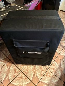 QSC SUBWOOFER