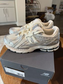 New Balance 1906R