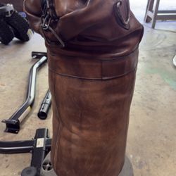 Everlast Punching Bag Stand And 80 Lb Bag