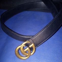 GUCCI woman's Black Leather Belt