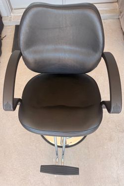 Barber chair