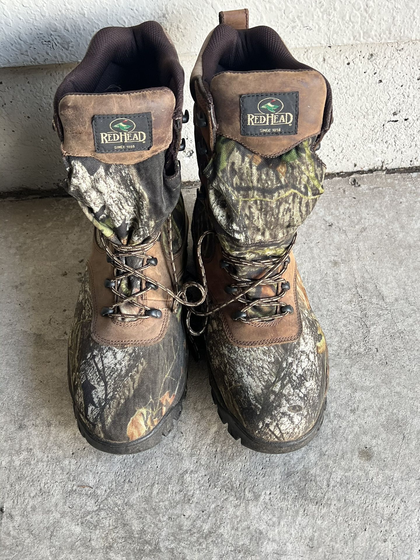 RED Head Camouflage Boots Tall