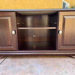 TV Stand With Side Shelves