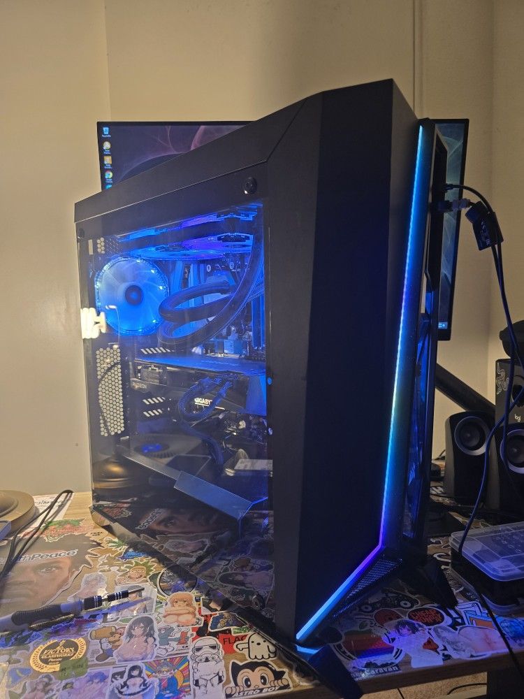 Corsair Custom Built Gaming Computer 